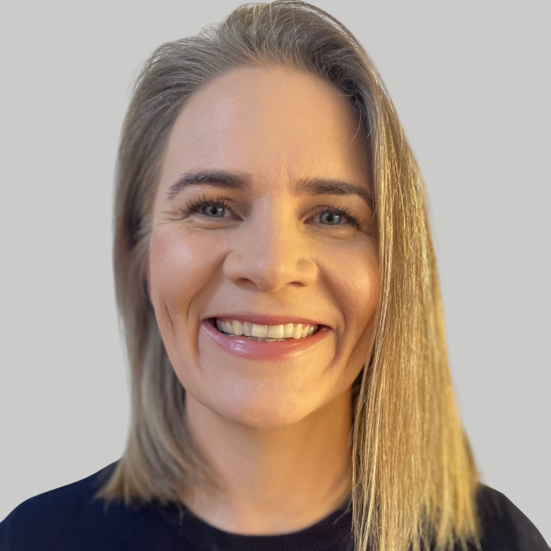 Dr Rebecca Menhinnitt
